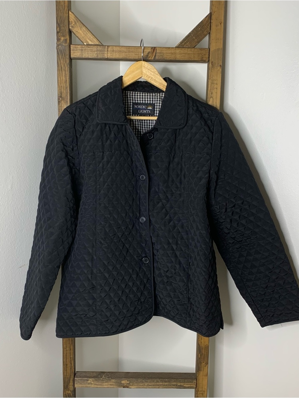 Nordic Lights Women's Quilted Black Jacket Size L